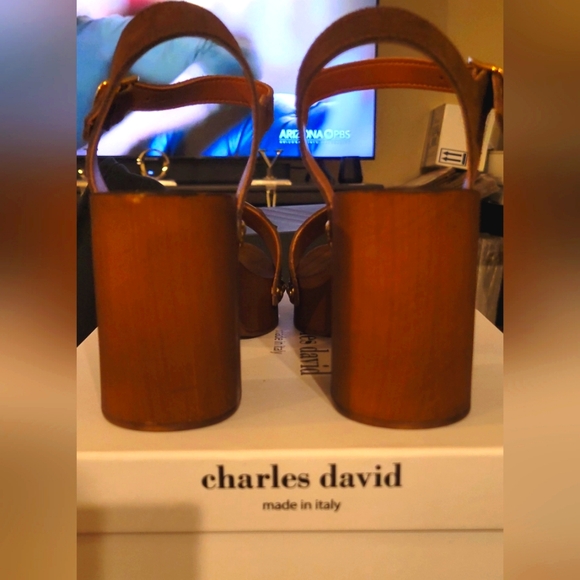 Charles David Kid Suede Platform Sandals, Cognac Suede, Women's Size 9 - Picture 7 of 8